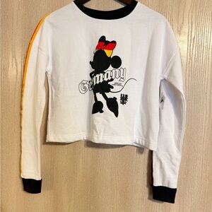 Disney Minnie Mouse Cropped Germany Epcot Sweatshirt – NWT ✨